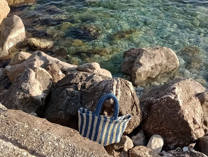 Shopper-Tasche aus Raffia