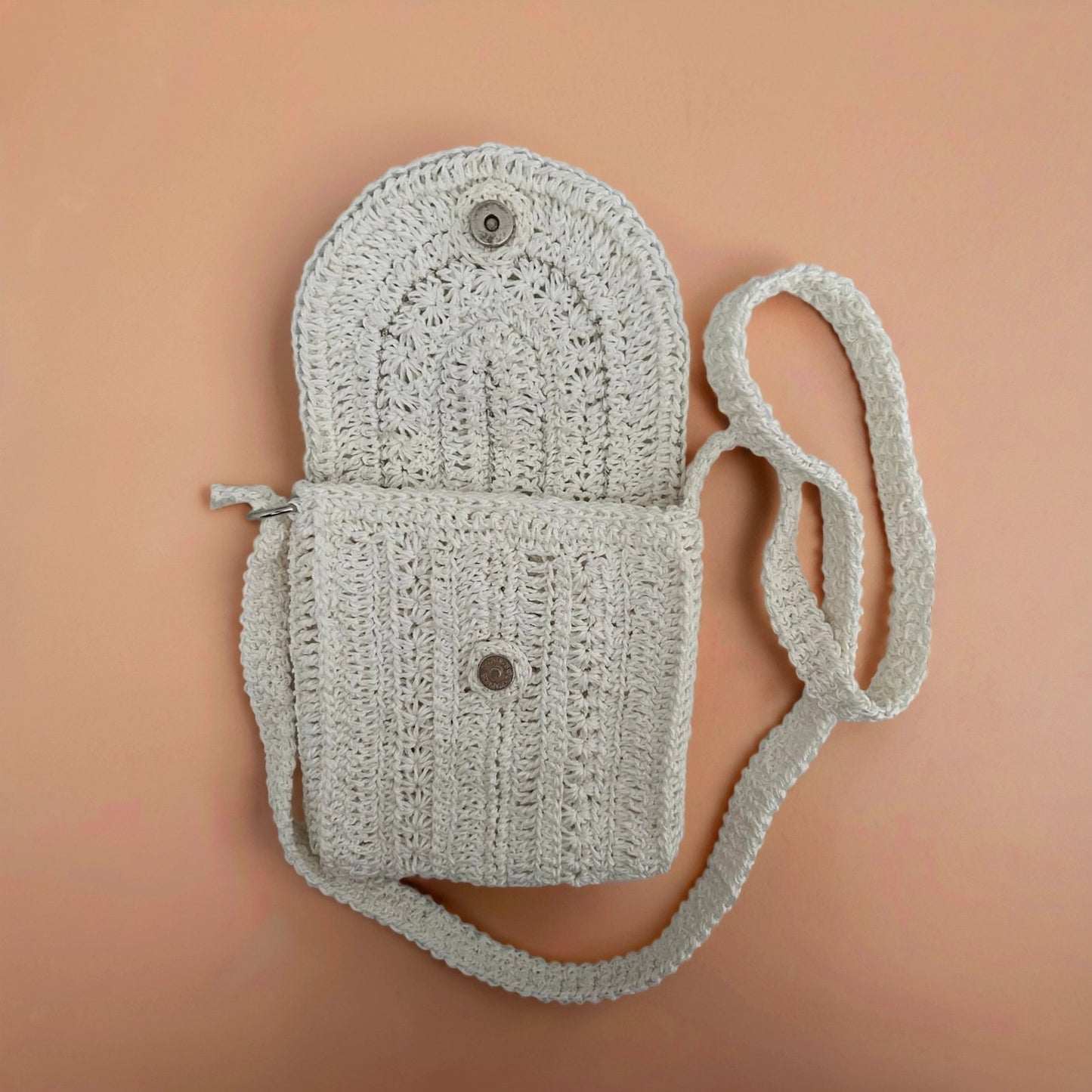 Damen Handtasche aus Raffia – Handgefertigt, Weiß, mit Schulterriemen