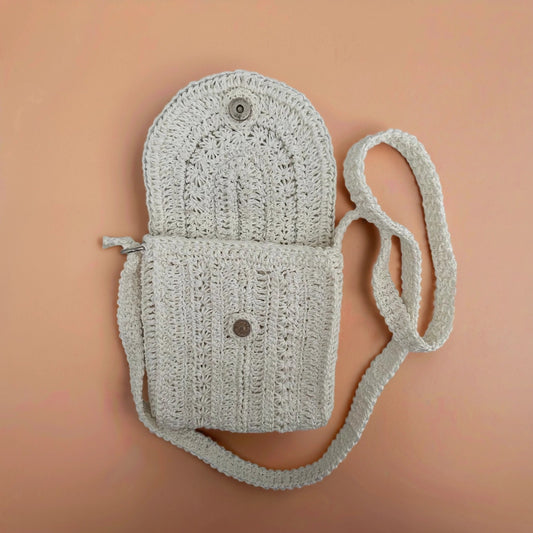 Damen Handtasche aus Raffia – Handgefertigt, Weiß, mit Schulterriemen