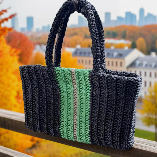 Handgemachte Tasche aus Raffia