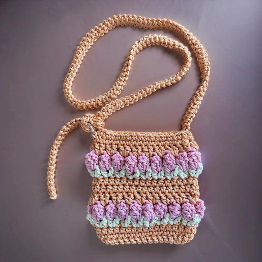 Handgestrickt Mini-Umhängetasche Frühlingserwachen